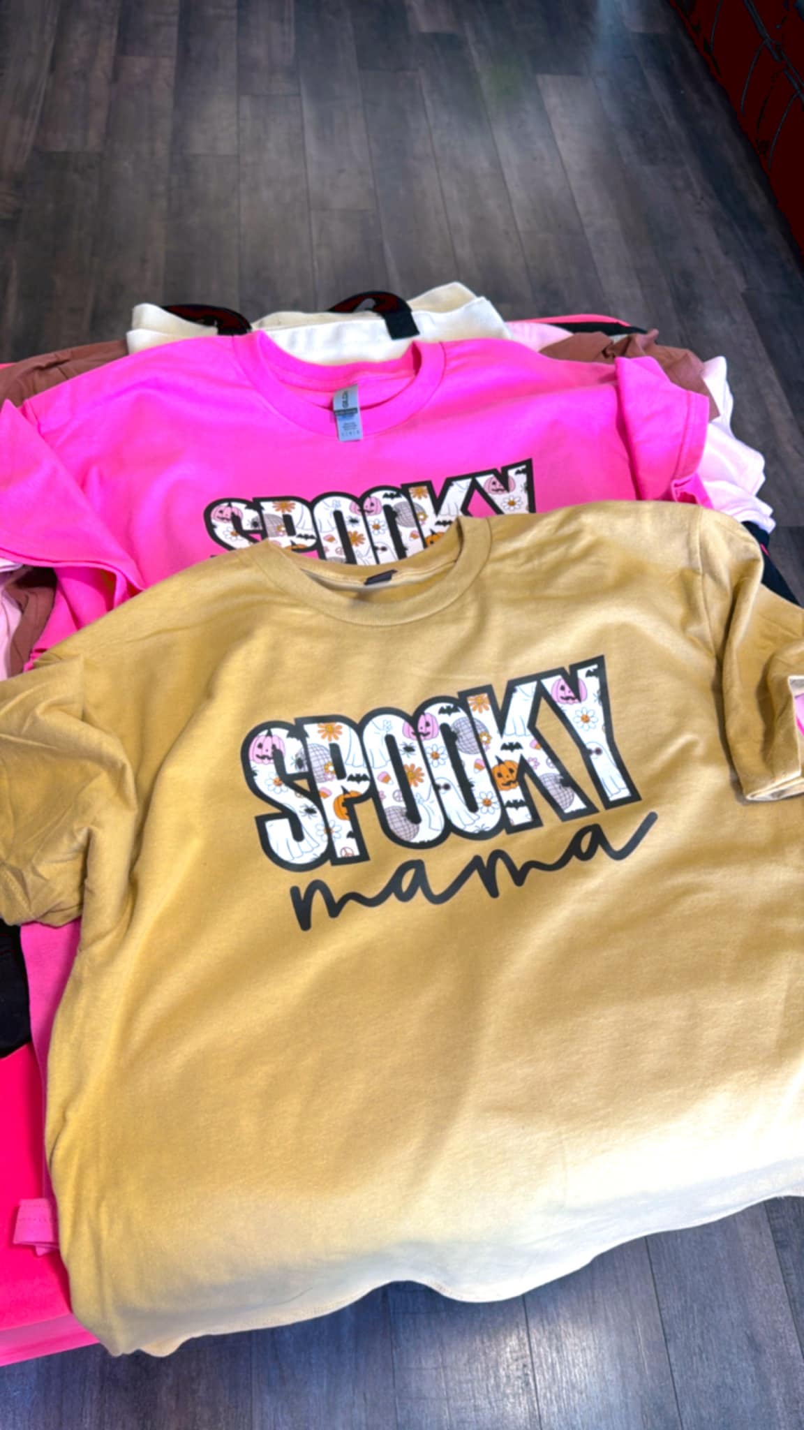 "Spooky Mama" Pink Shirt